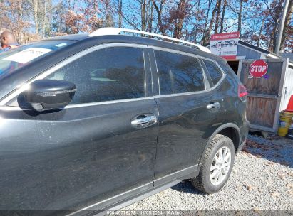 Lot #2995295215 2018 NISSAN ROGUE SV