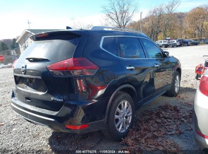 Lot #2995295215 2018 NISSAN ROGUE SV