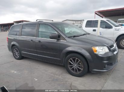 Lot #2997781116 2017 DODGE GRAND CARAVAN SXT