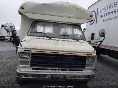 Lot #3035073552 1985 GMC CUTAWAY VAN G3500