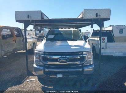 Lot #3050083894 2022 FORD F-350 CHASSIS XLT