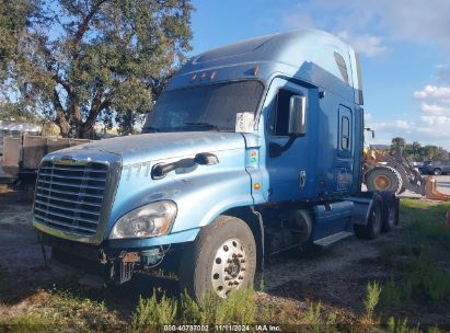 Lot #2992821513 2009 FREIGHTLINER CASCADIA 125