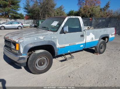 Lot #2995294807 1994 CHEVROLET GMT-400 K2500