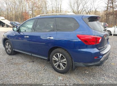 Lot #2995294801 2017 NISSAN PATHFINDER SV