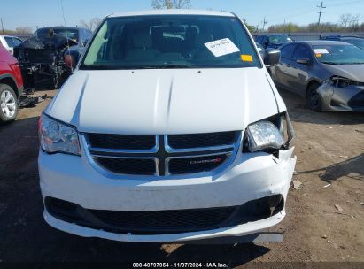 Lot #3053063054 2017 DODGE GRAND CARAVAN SE