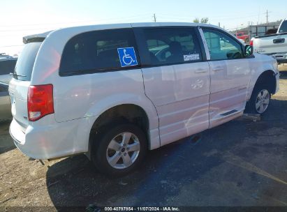 Lot #3053063054 2017 DODGE GRAND CARAVAN SE