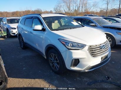 Lot #3042569560 2017 HYUNDAI SANTA FE SE