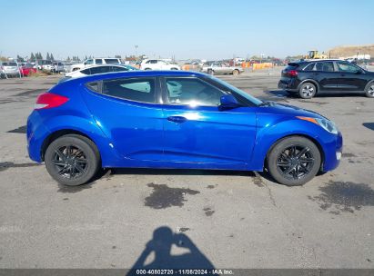 Lot #3035094793 2013 HYUNDAI VELOSTER BASE W/BLACK