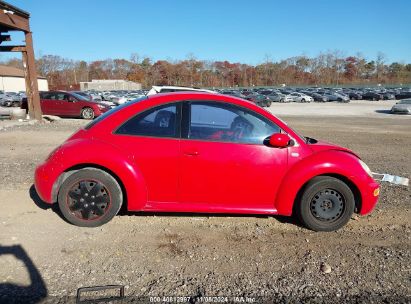 Lot #2995294540 2002 VOLKSWAGEN NEW BEETLE GL