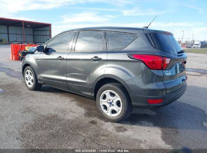 Lot #3053063344 2019 FORD ESCAPE S