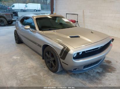 Lot #3035094547 2017 DODGE CHALLENGER SXT