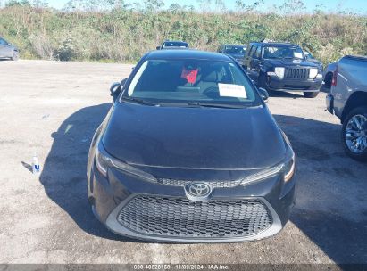 Lot #2995279632 2020 TOYOTA COROLLA LE