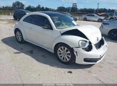 Lot #2992821600 2013 VOLKSWAGEN BEETLE 2.5L