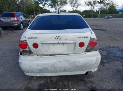 Lot #2995279616 2001 LEXUS IS 300