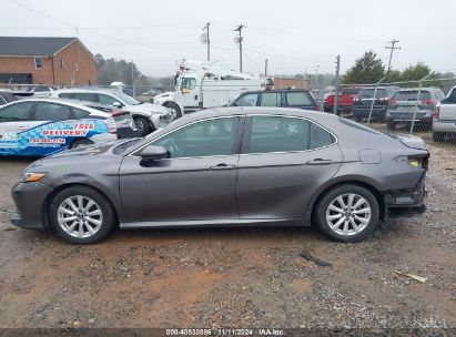 Lot #3031250646 2018 TOYOTA CAMRY LE