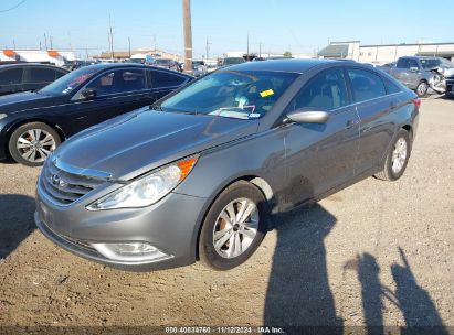 Lot #3032780903 2013 HYUNDAI SONATA GLS