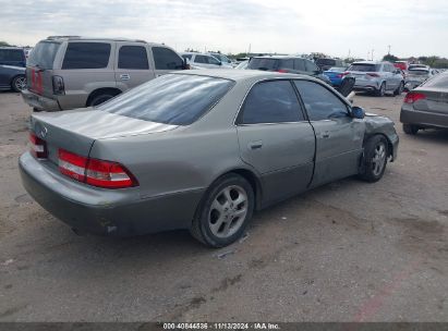 Lot #3035083113 2001 LEXUS ES 300