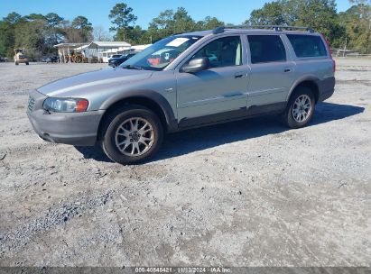 Lot #2992834817 2004 VOLVO XC70 2.5T