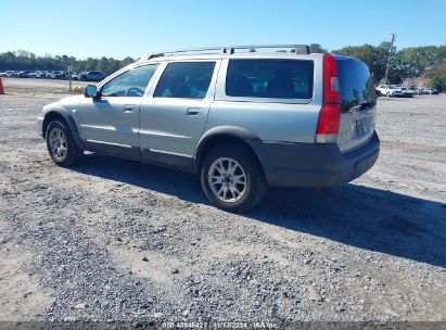 Lot #2992834817 2004 VOLVO XC70 2.5T