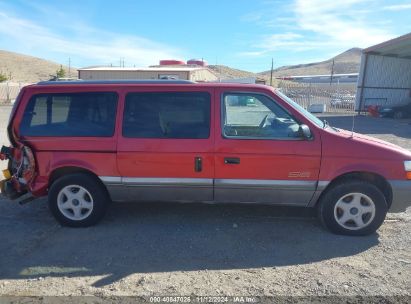 Lot #2992820266 1995 DODGE GRAND CARAVAN SE