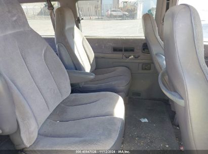 Lot #2992820266 1995 DODGE GRAND CARAVAN SE