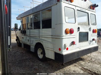 Lot #3037543522 2002 CHEVROLET EXPRESS COMM CUTAWAY