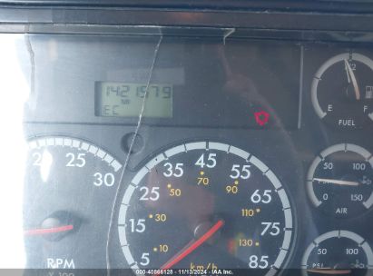 Lot #2992828735 2005 FREIGHTLINER CONVENTIONAL COLUMBIA