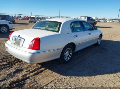 Lot #2995287953 2000 LINCOLN TOWN CAR SIGNATURE