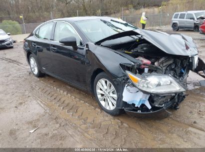 Lot #3035082901 2015 LEXUS ES 300H