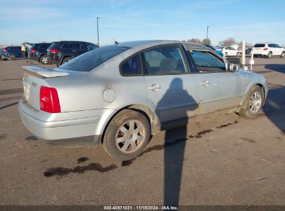 Lot #2992828705 2000 VOLKSWAGEN PASSAT GLS