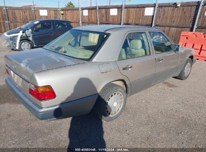 Lot #3053066628 1992 MERCEDES-BENZ 300 E 4MATIC