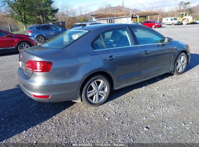 Lot #2992834322 2013 VOLKSWAGEN JETTA HYBRID SEL