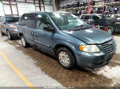 Lot #2992821178 2005 CHRYSLER TOWN & COUNTRY