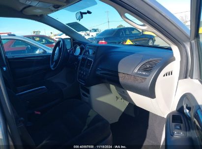 Lot #3018514643 2015 DODGE GRAND CARAVAN SE