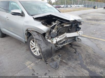 Lot #3035070456 2015 TOYOTA HIGHLANDER LE