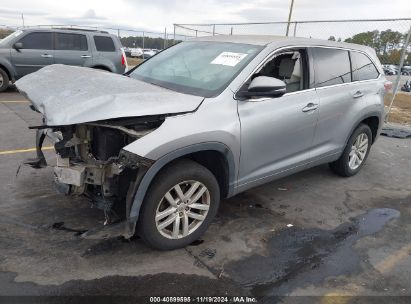 Lot #3035070456 2015 TOYOTA HIGHLANDER LE