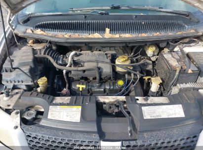 Lot #2995293039 2002 DODGE GRAND CARAVAN SE