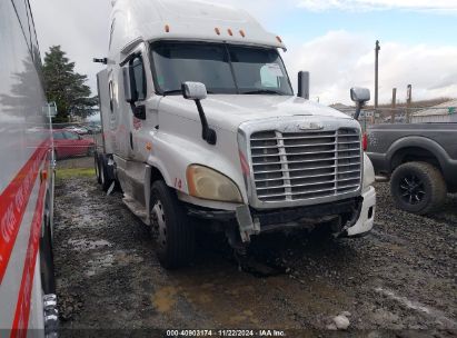 Lot #3035095596 2017 FREIGHTLINER CASCADIA 125