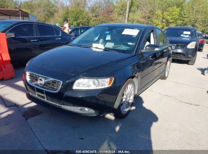 Lot #2992828872 2011 VOLVO S40 T5/T5 R-DESIGN