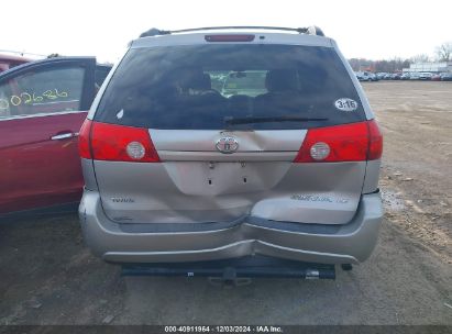 Lot #3030181958 2008 TOYOTA SIENNA LE