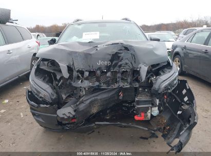 Lot #3052074415 2019 JEEP CHEROKEE TRAILHAWK 4X4