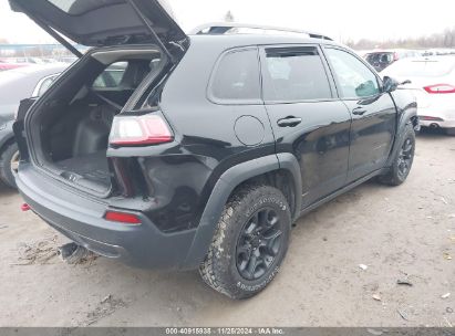 Lot #3052074415 2019 JEEP CHEROKEE TRAILHAWK 4X4