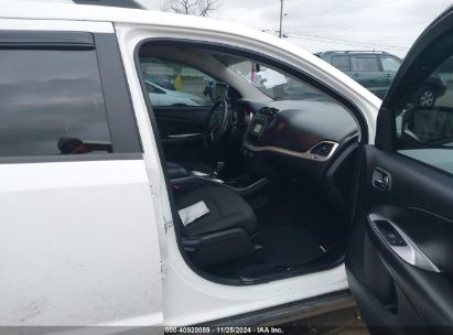 Lot #3035081972 2016 DODGE JOURNEY SXT