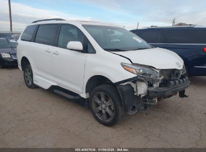 Lot #3050480801 2017 TOYOTA SIENNA SE 8 PASSENGER