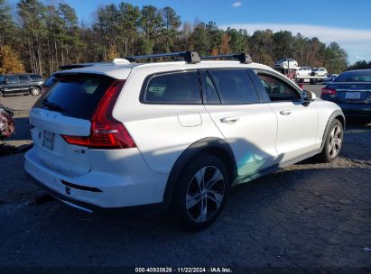 Lot #3037540943 2023 VOLVO V60 CROSS COUNTRY B5 PLUS