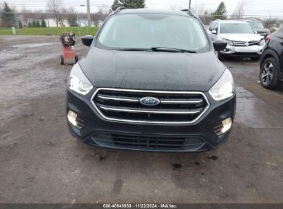 Lot #3034053037 2019 FORD ESCAPE SE