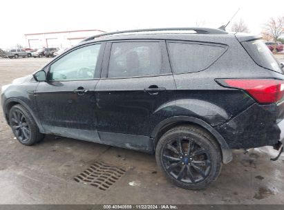 Lot #3034053037 2019 FORD ESCAPE SE