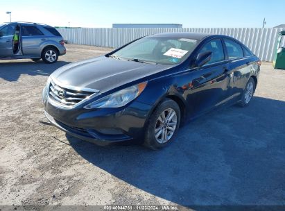 Lot #3035081814 2013 HYUNDAI SONATA GLS