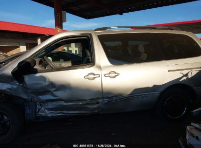 Lot #3050086022 2003 TOYOTA SIENNA CE