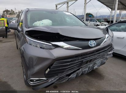 Lot #3042562107 2024 TOYOTA SIENNA XLE